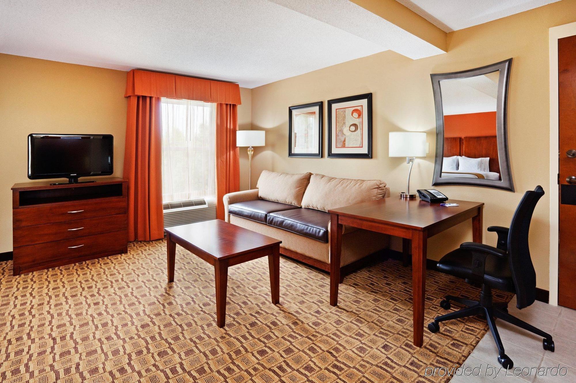 Comfort Suites Near Birkdale Village- Huntersville Bilik gambar